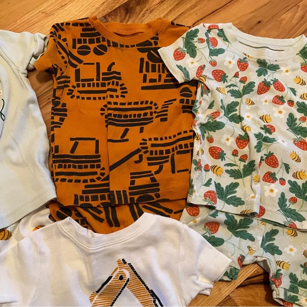 Spring/Summer Pajama Bundle - Picture 5 of 6